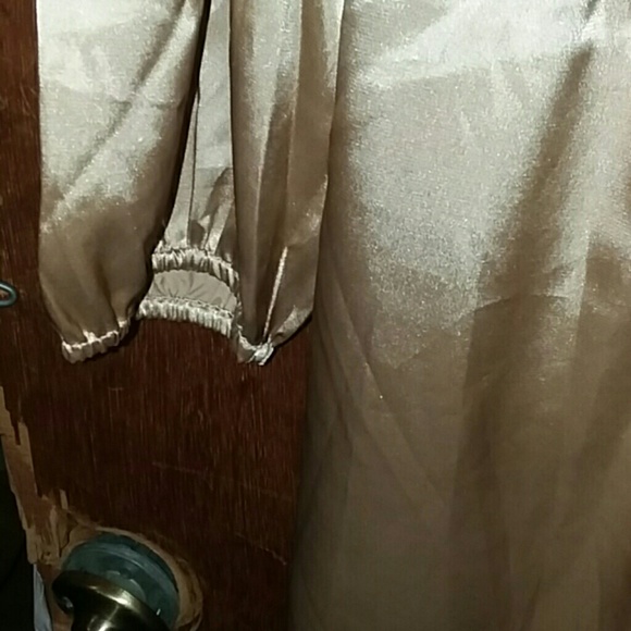 Top - Picture 3 of 8